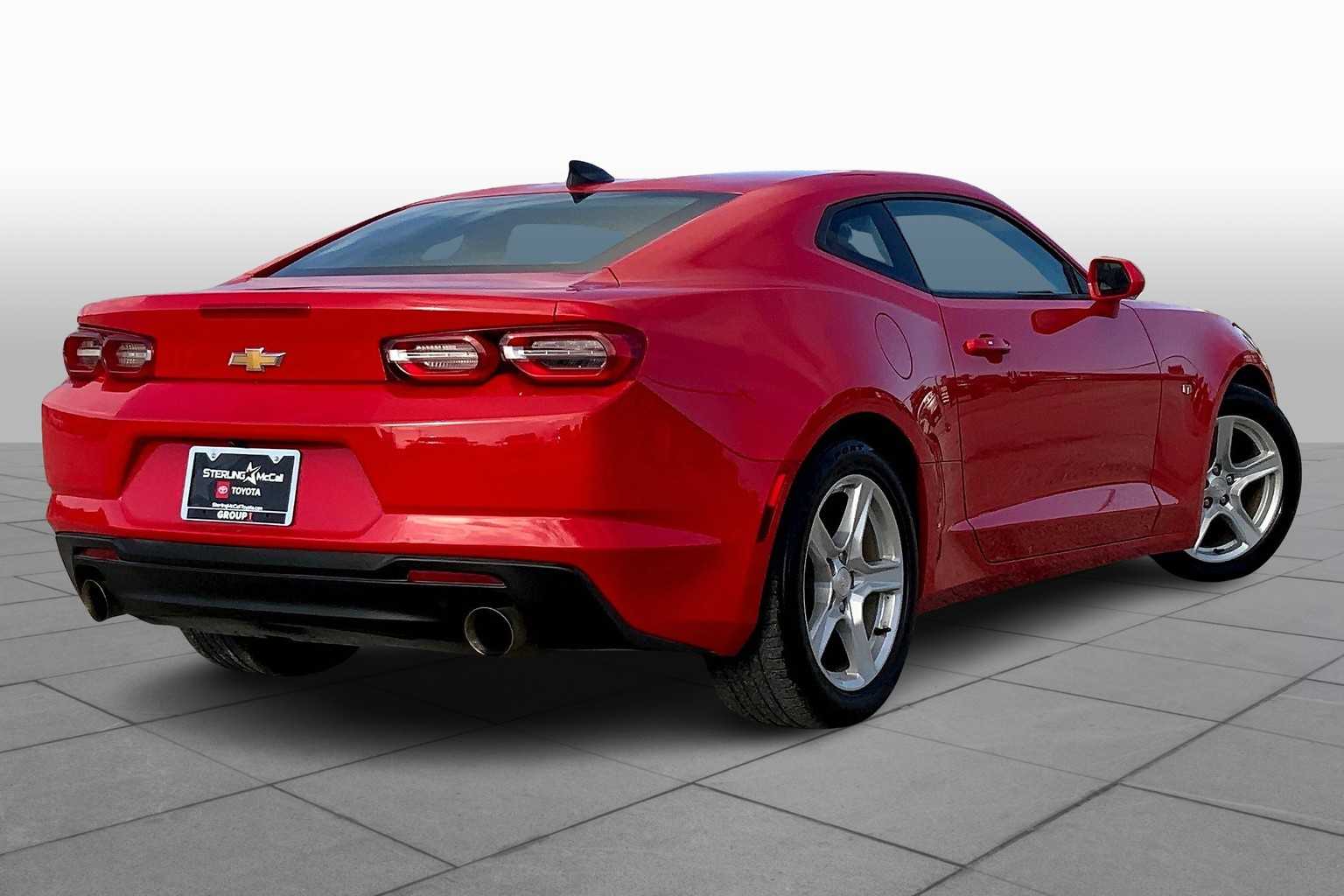 2023 Chevrolet Camaro 1LT photo 12