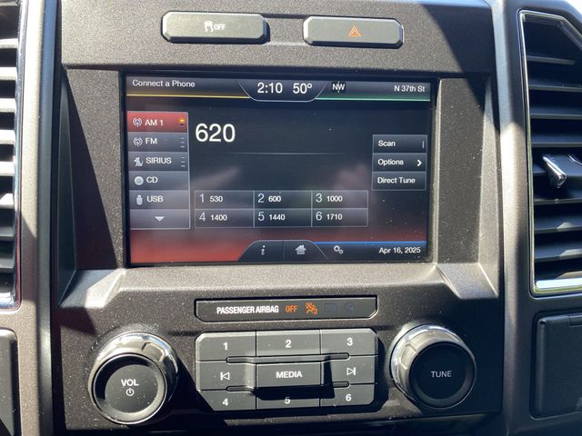 2015 Ford F-150 XLT photo 18