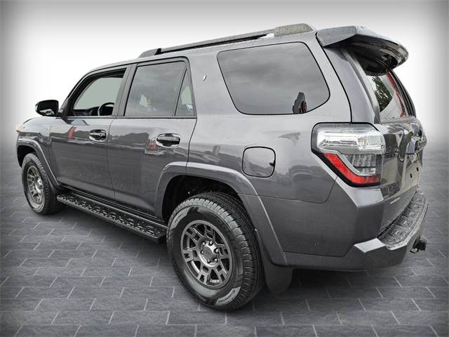 2020 Toyota 4Runner Base photo 5