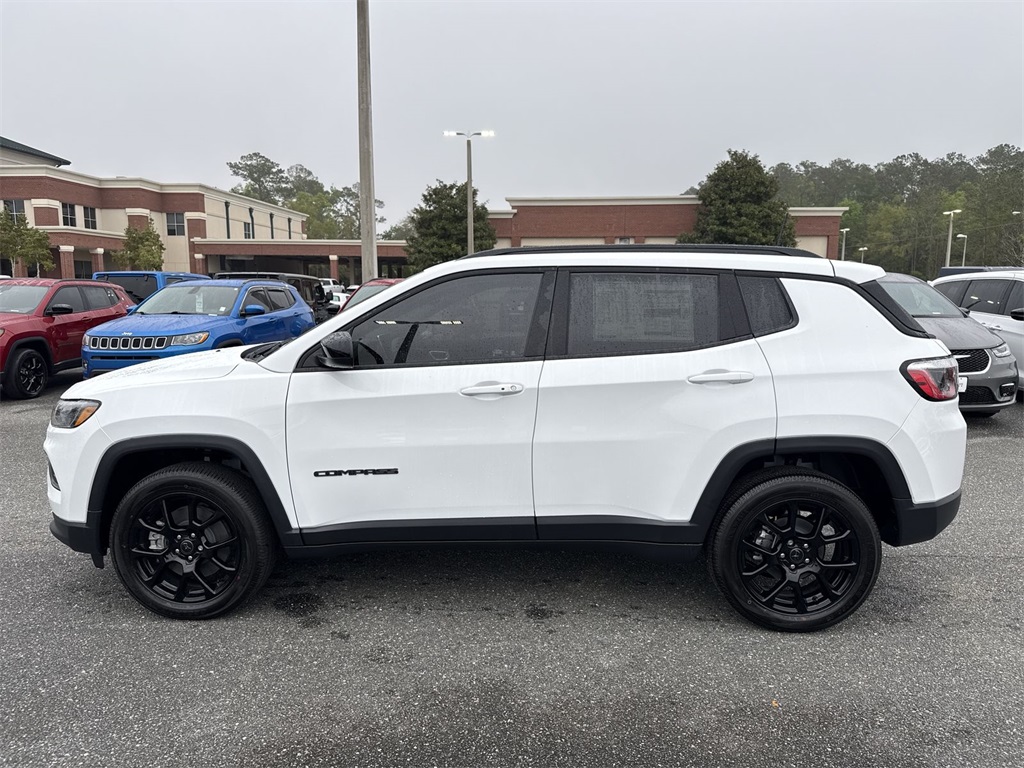 2025 Jeep Compass Latitude photo 6