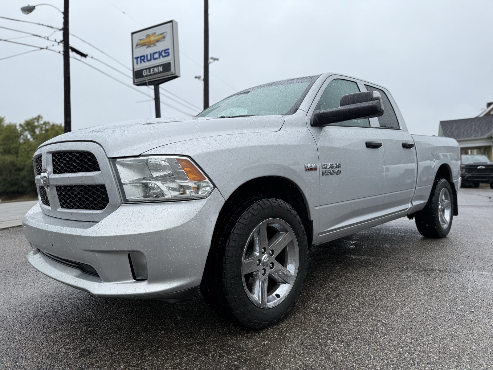 Used 2017 RAM Ram 1500 Pickup Express with VIN 1C6RR7FT5HS618459 for sale in Eminence, KY