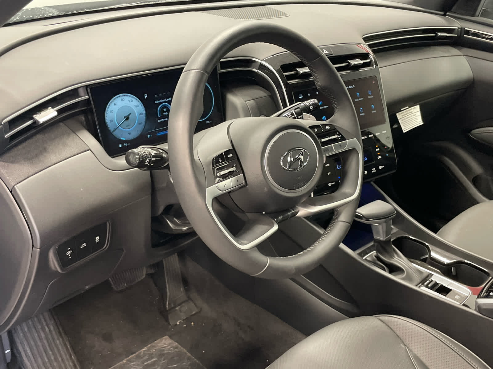 2024 Hyundai Santa Cruz Limited photo 26