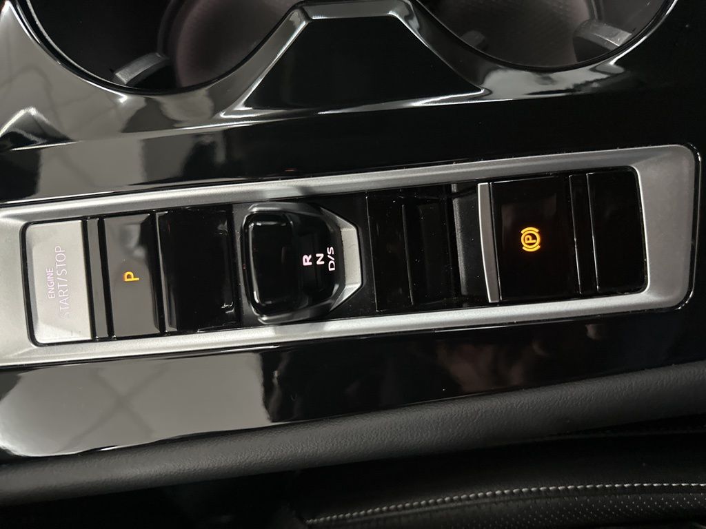 2024 Volkswagen Atlas SE Technology photo 15