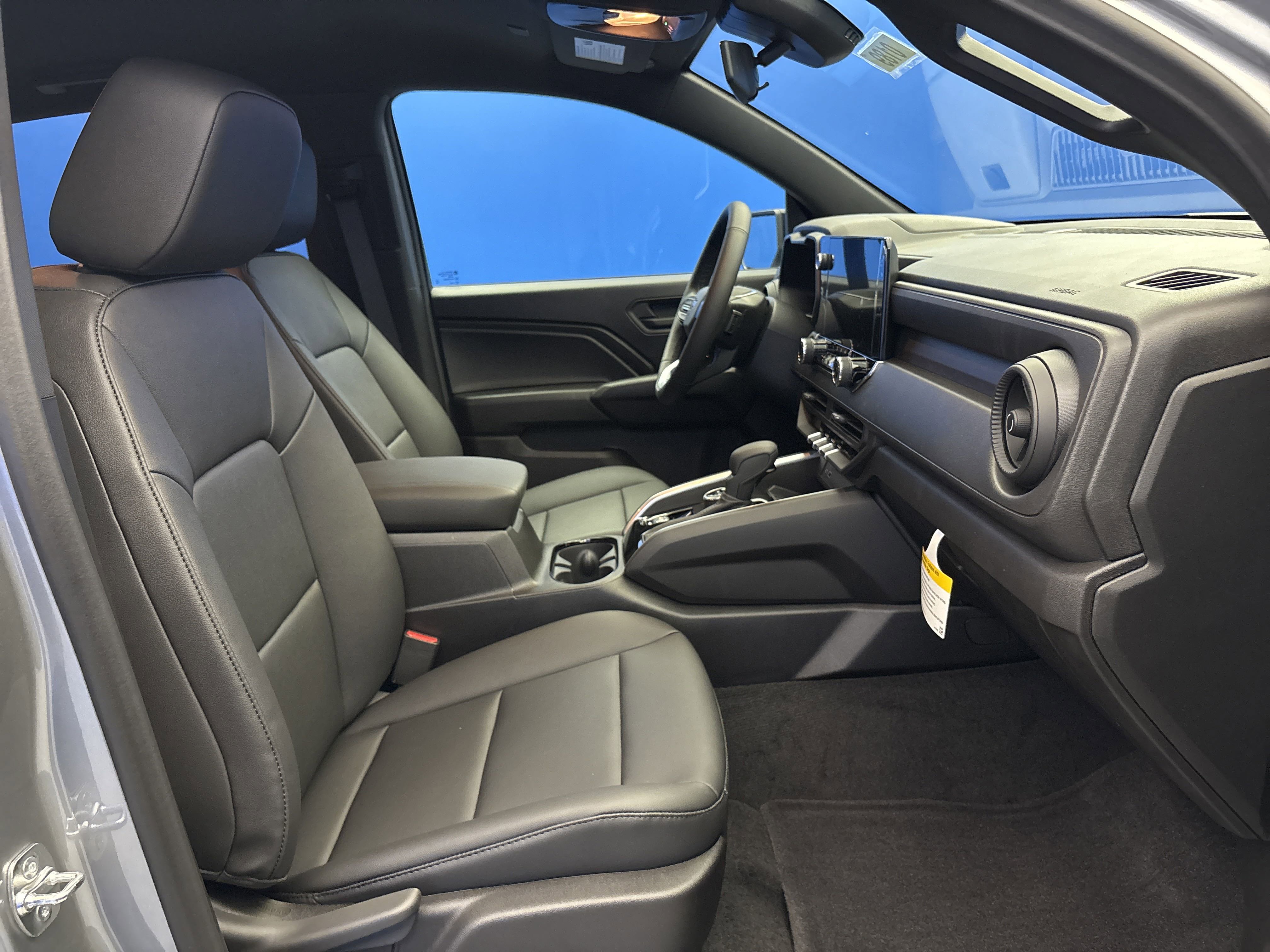 2026 Chevrolet Colorado Trail Boss photo 22