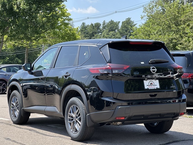 2025 Nissan Rogue S photo 2