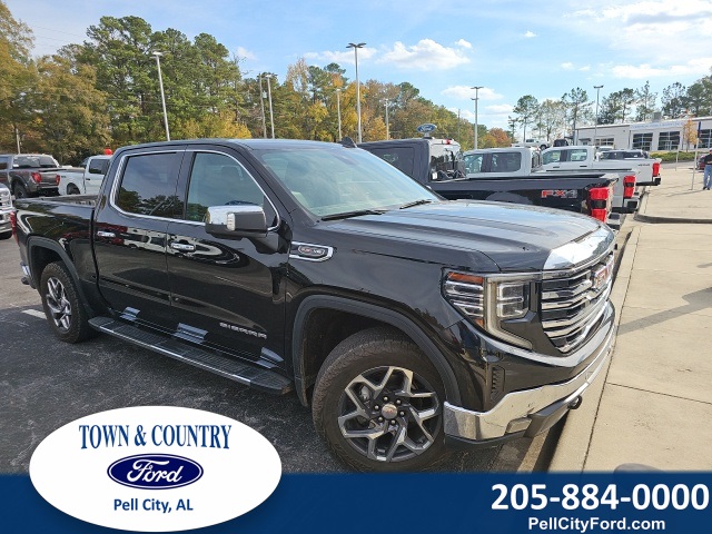 2022 GMC Sierra 1500 SLT's photo