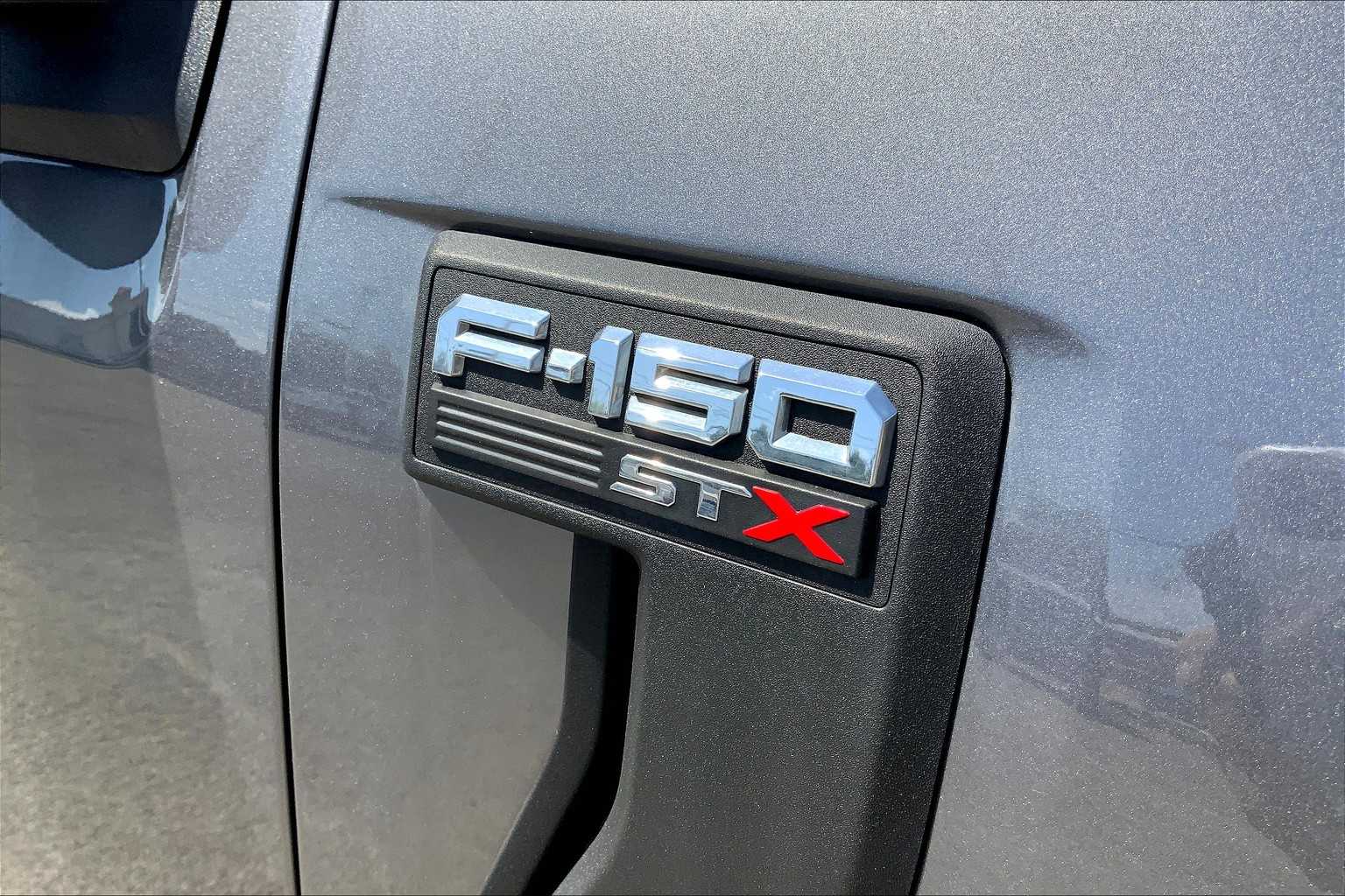 2022 Ford F-150 XL photo 30