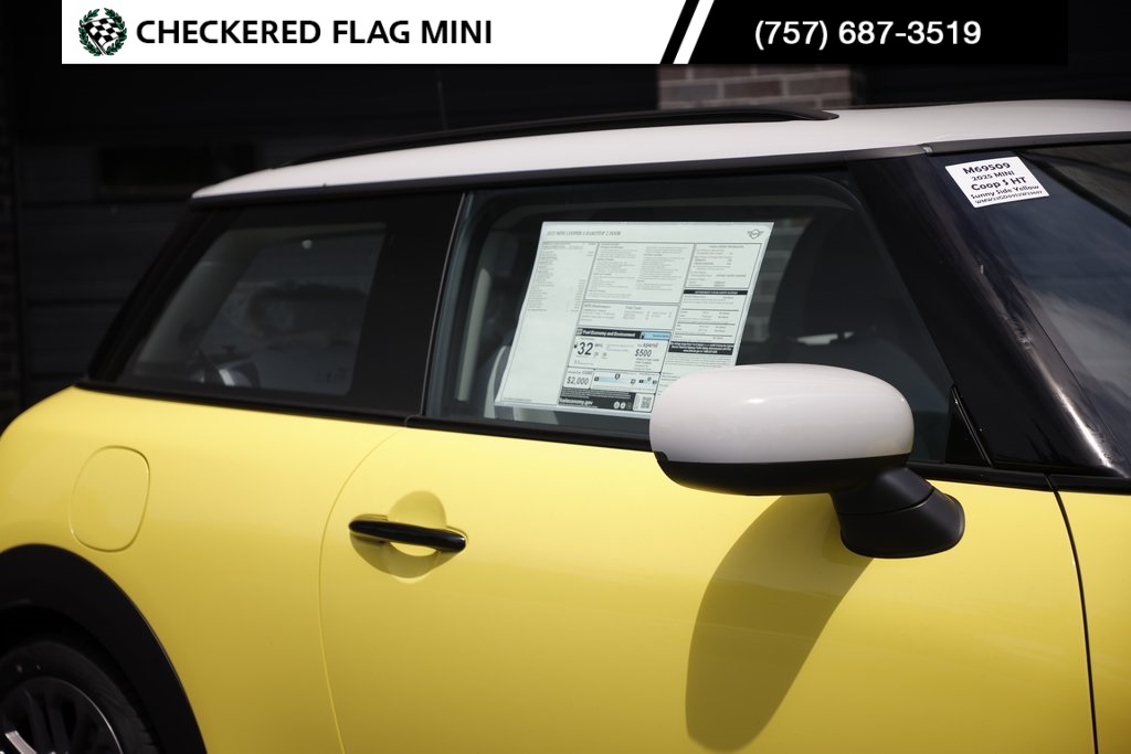 2025 Mini Cooper Hardtop S photo 6