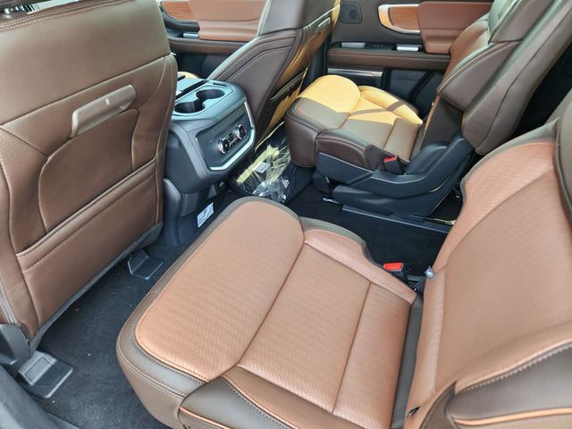 2025 Ford Expedition King Ranch photo 25