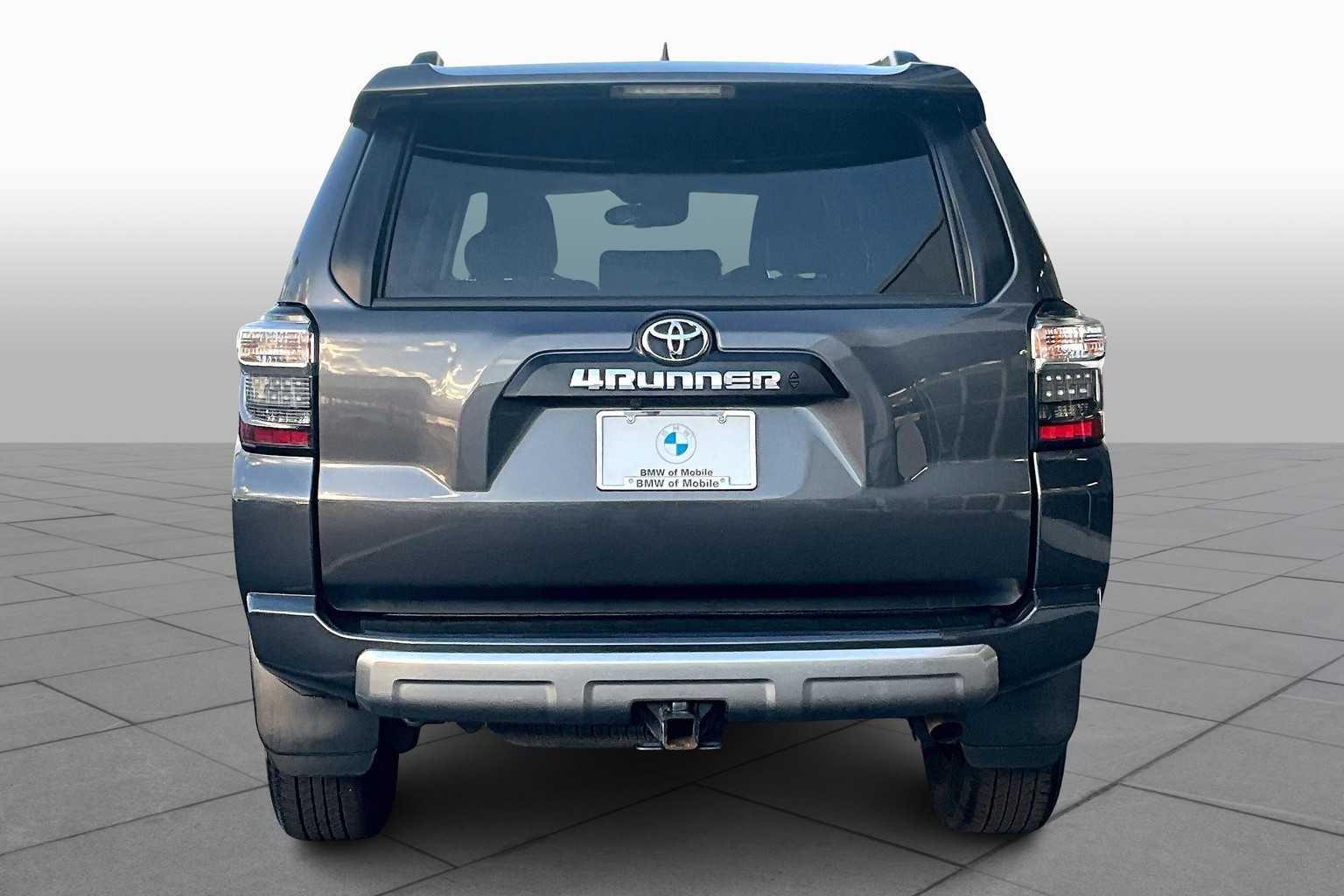 2021 Toyota 4Runner TRD Off-Road Premium photo 4