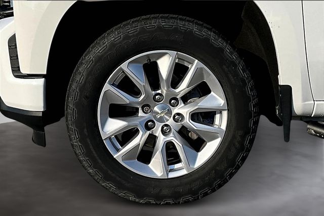 2019 Chevrolet Silverado 1500 Custom photo 10