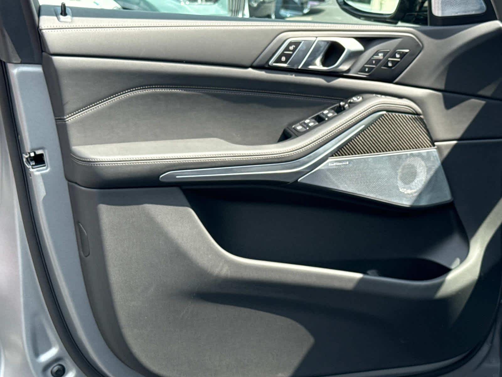 2026 Bmw X5 M60i photo 21