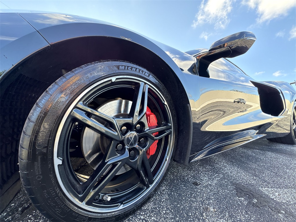 2020 Chevrolet Corvette Stingray photo 17