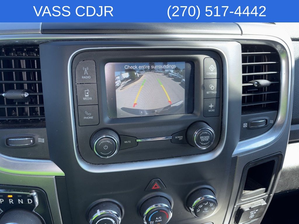 2023 Ram 1500 SLT photo 12