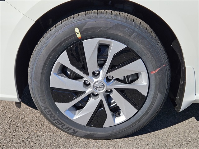2025 Nissan Altima 2.5 S photo 4