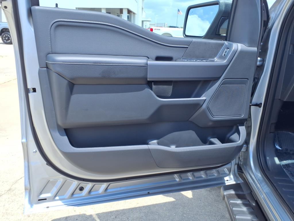 2025 Ford F-150 XLT photo 20