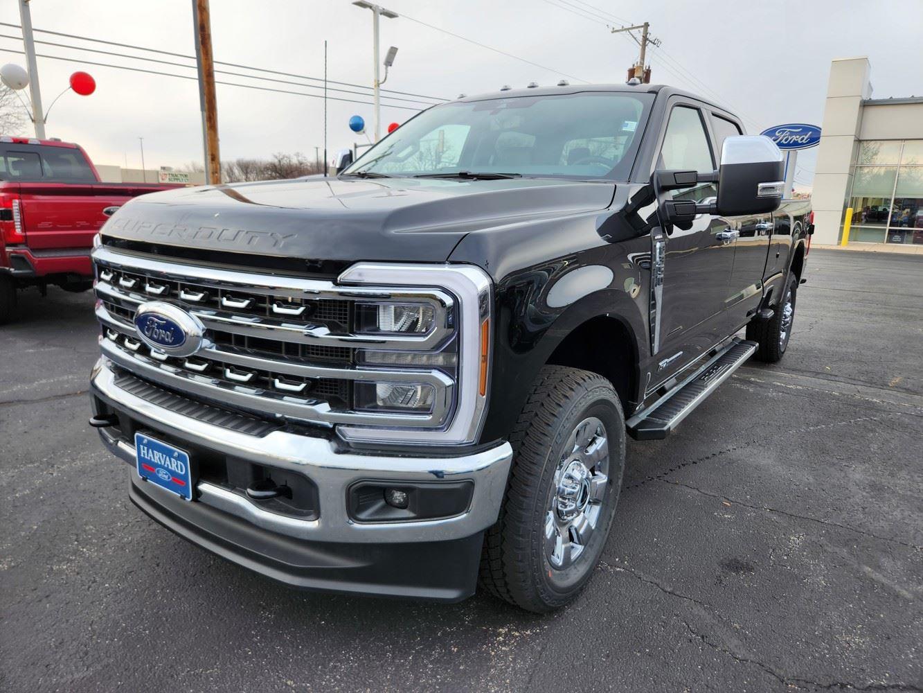 2026 Ford F-350 Lariat photo 2