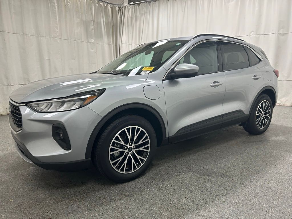 2024 Ford Escape Plug-In Hybrid Base photo 2