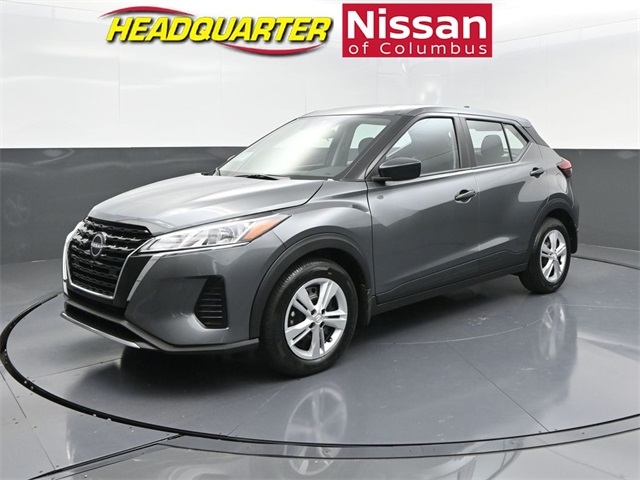 2025 Nissan KICKS PLAY Base's photo