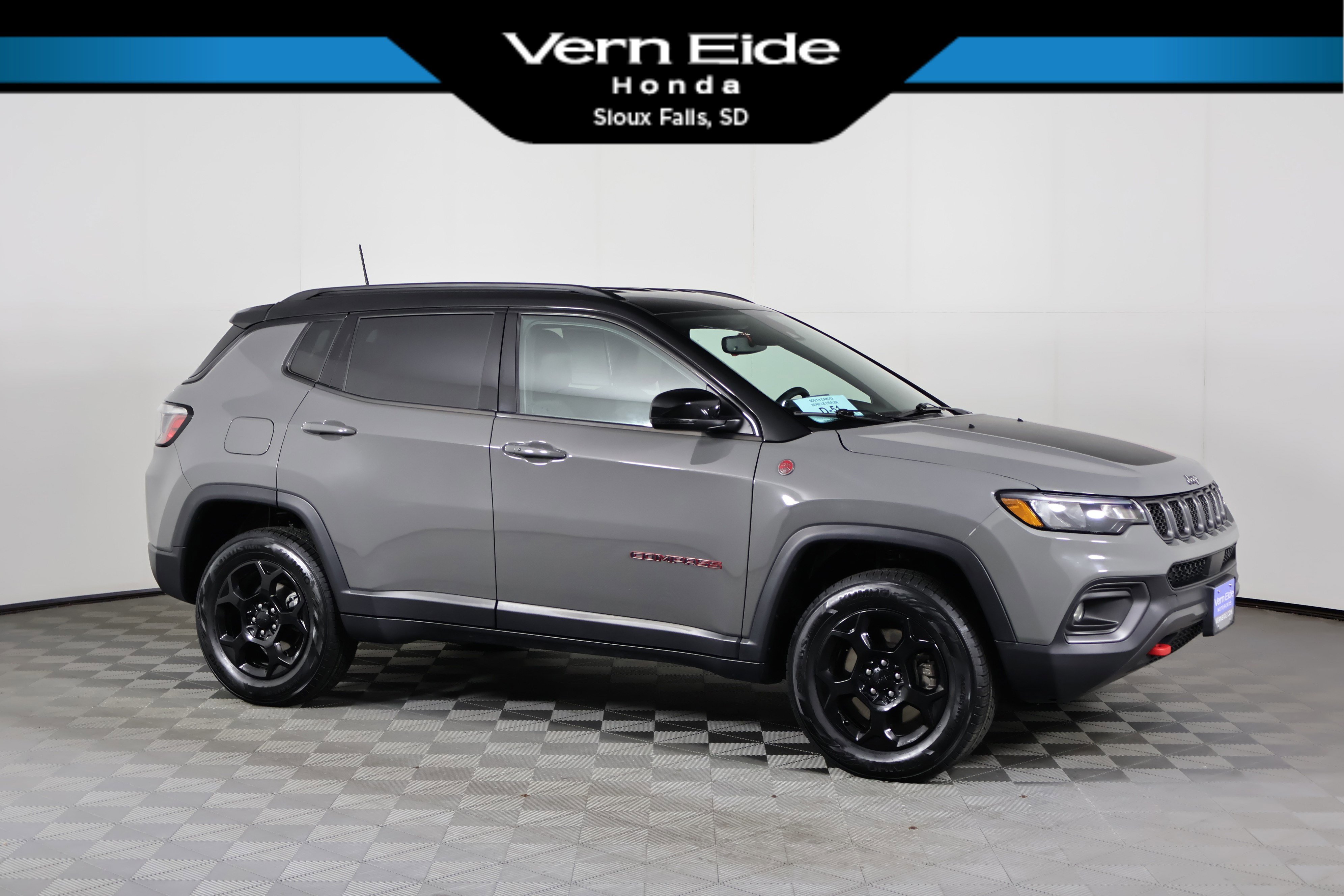 2023 Jeep Compass Trailhawk