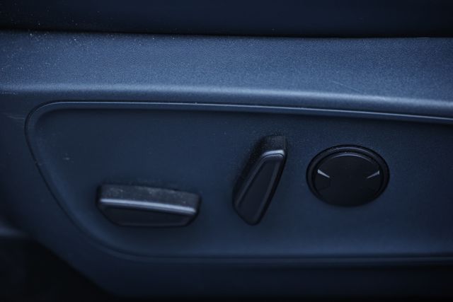 2022 Ford Maverick Lariat photo 21