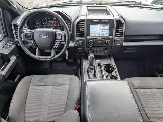 2017 Ford F-150 XLT photo 11