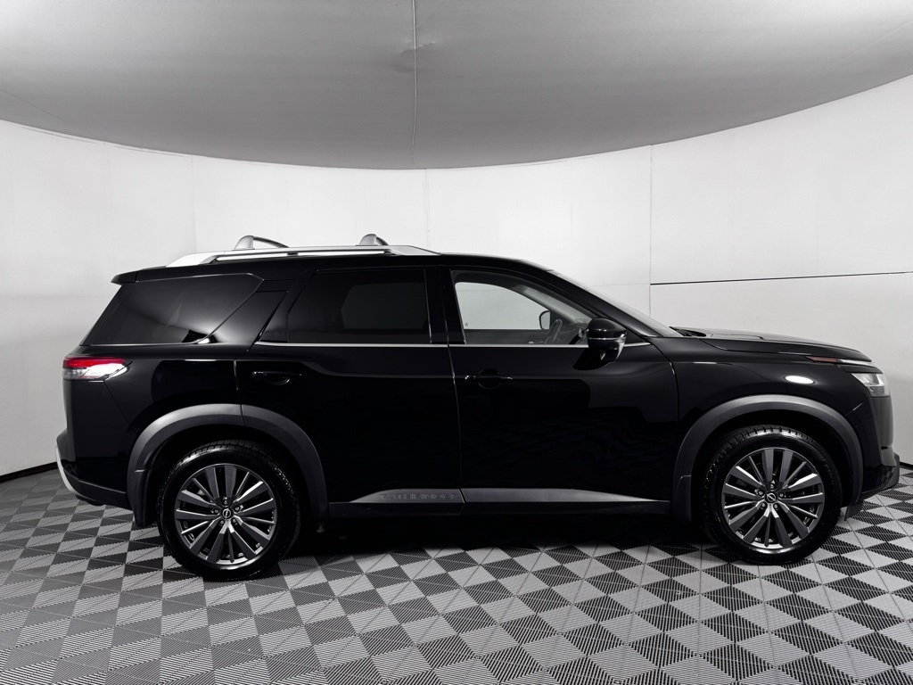 2023 Nissan Pathfinder SL photo 20