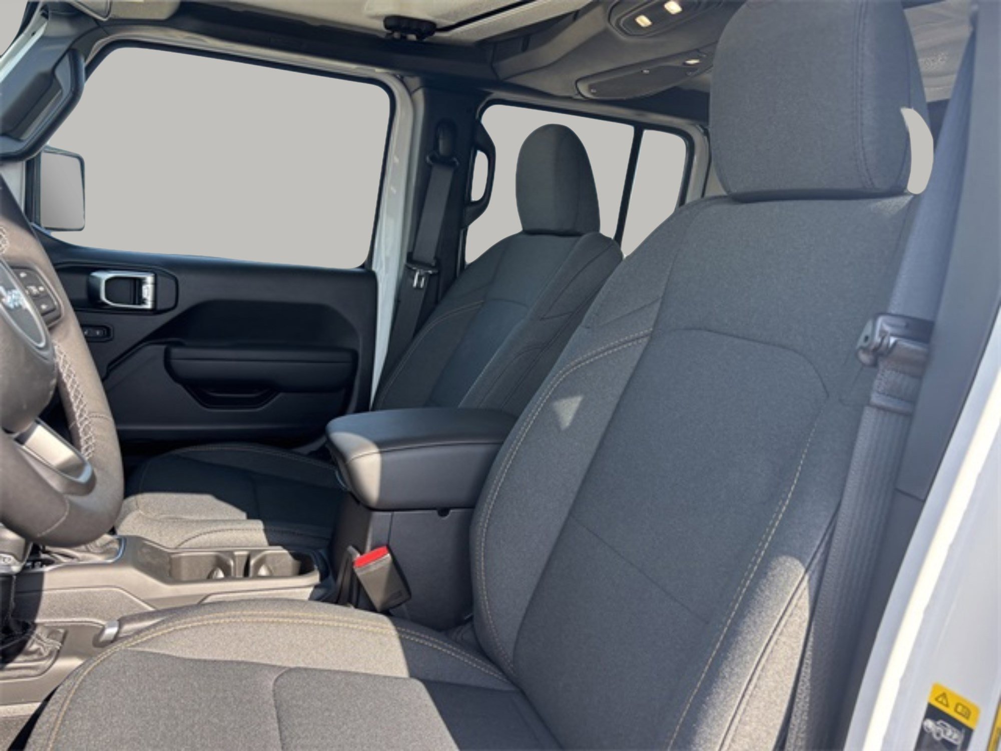2025 Jeep Wrangler Willys photo 14