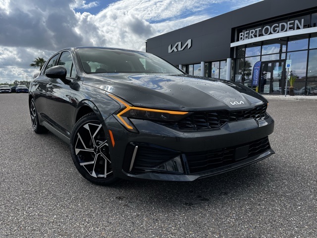 2025 Kia K5 EX's photo
