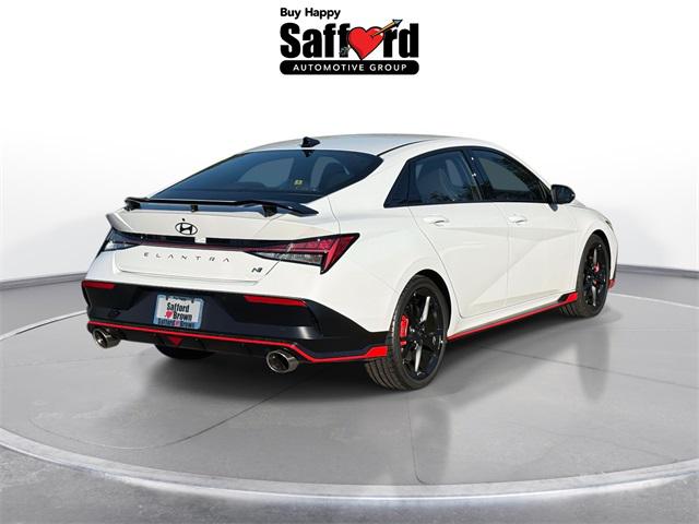 2025 Hyundai Elantra Base photo 7