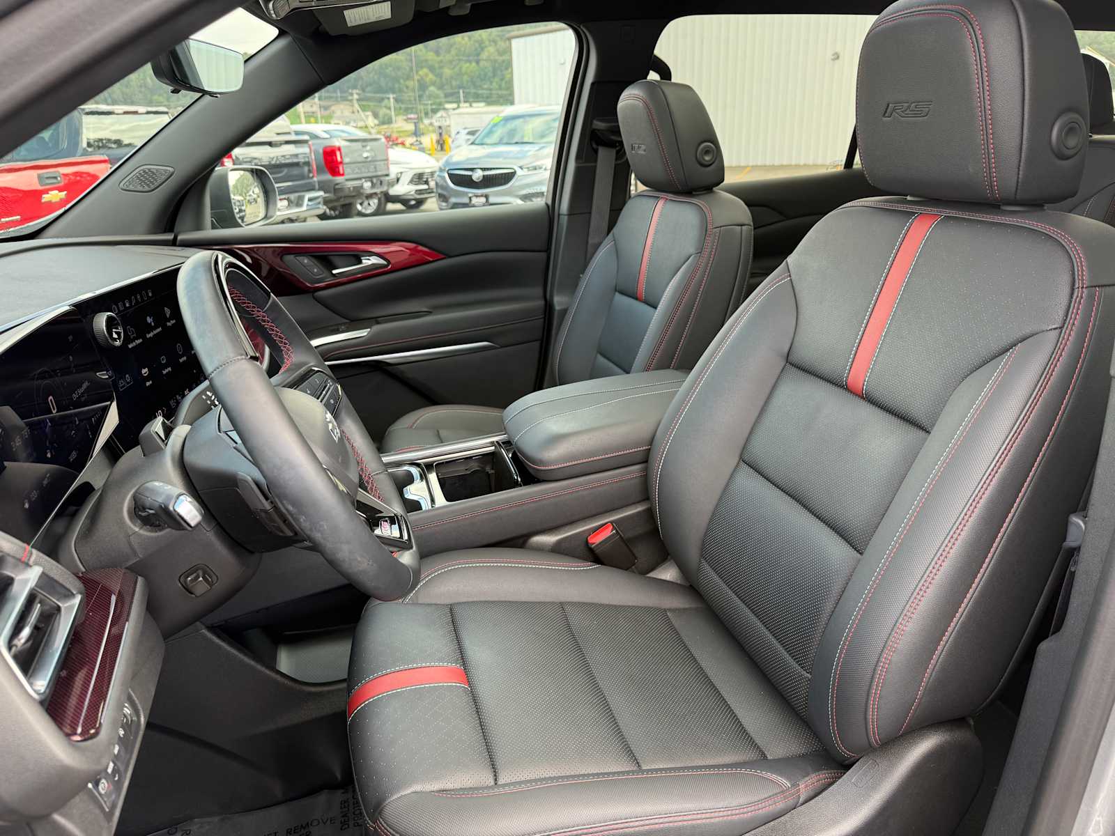 2024 Chevrolet Traverse RS photo 21