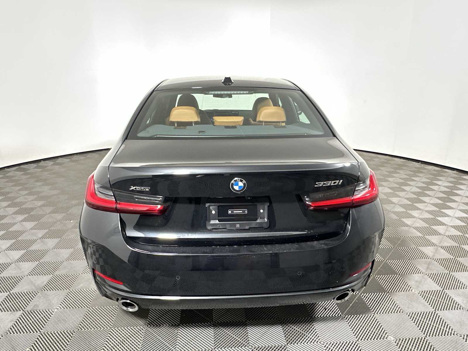 2025 Bmw 330i xDrive photo 2