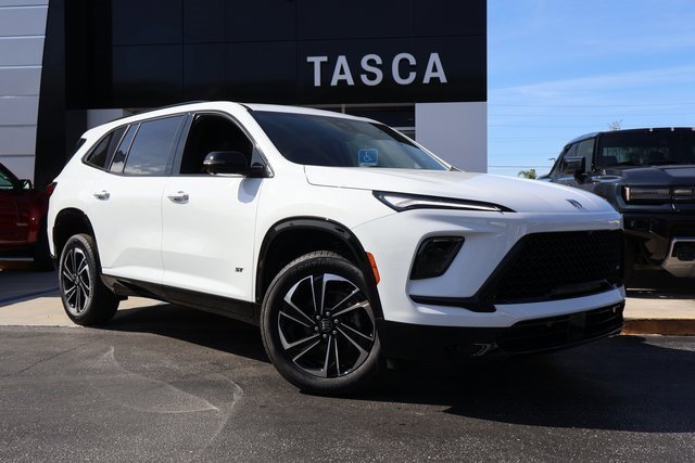 2025 Buick Enclave Sport Touring's photo