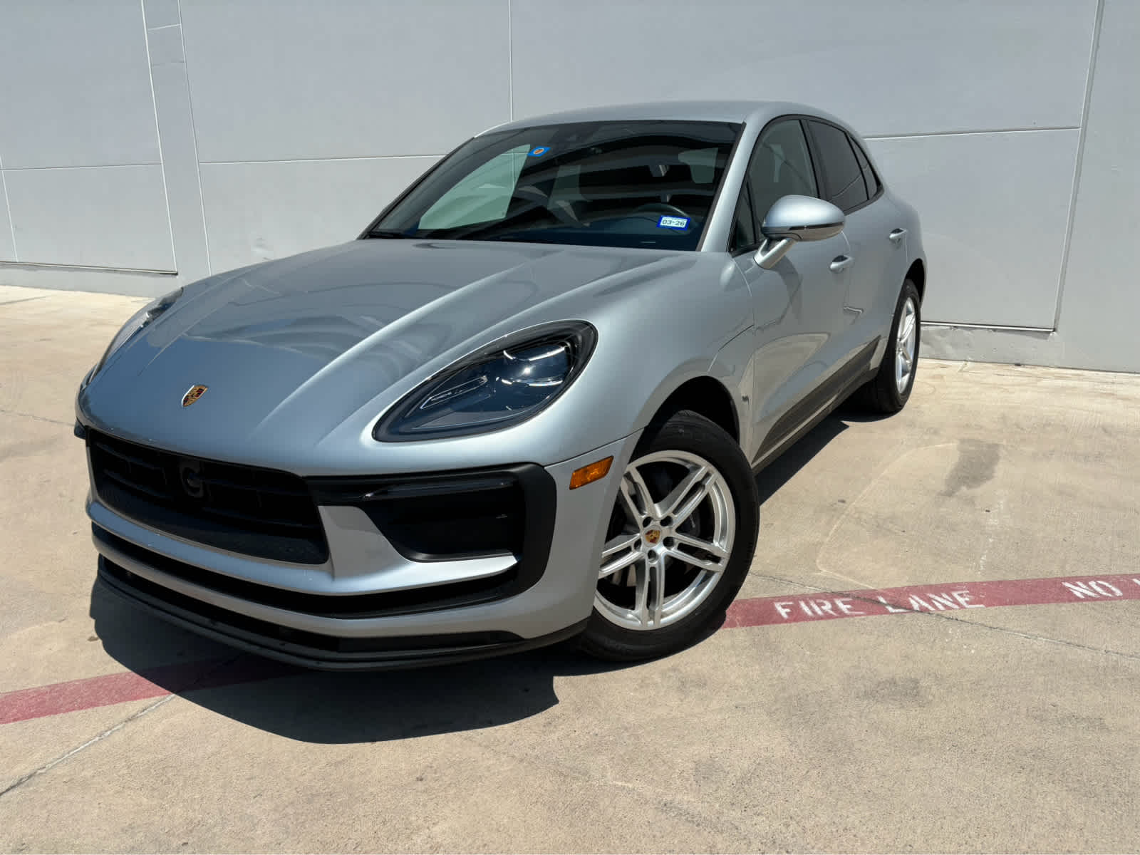 Used 2023  Porsche NA image 1