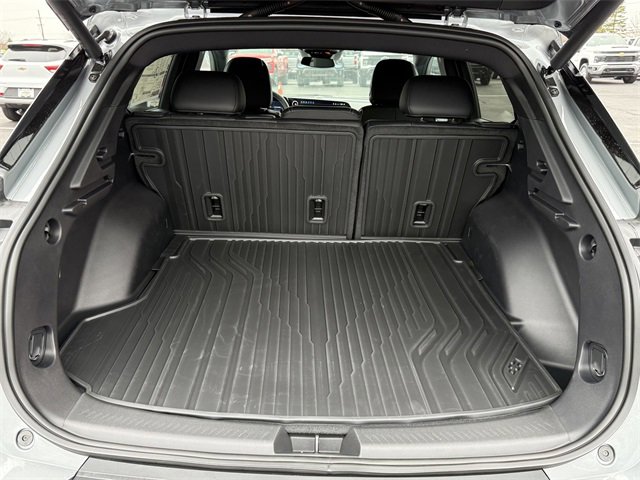 2026 Chevrolet Equinox EV 1LT photo 3