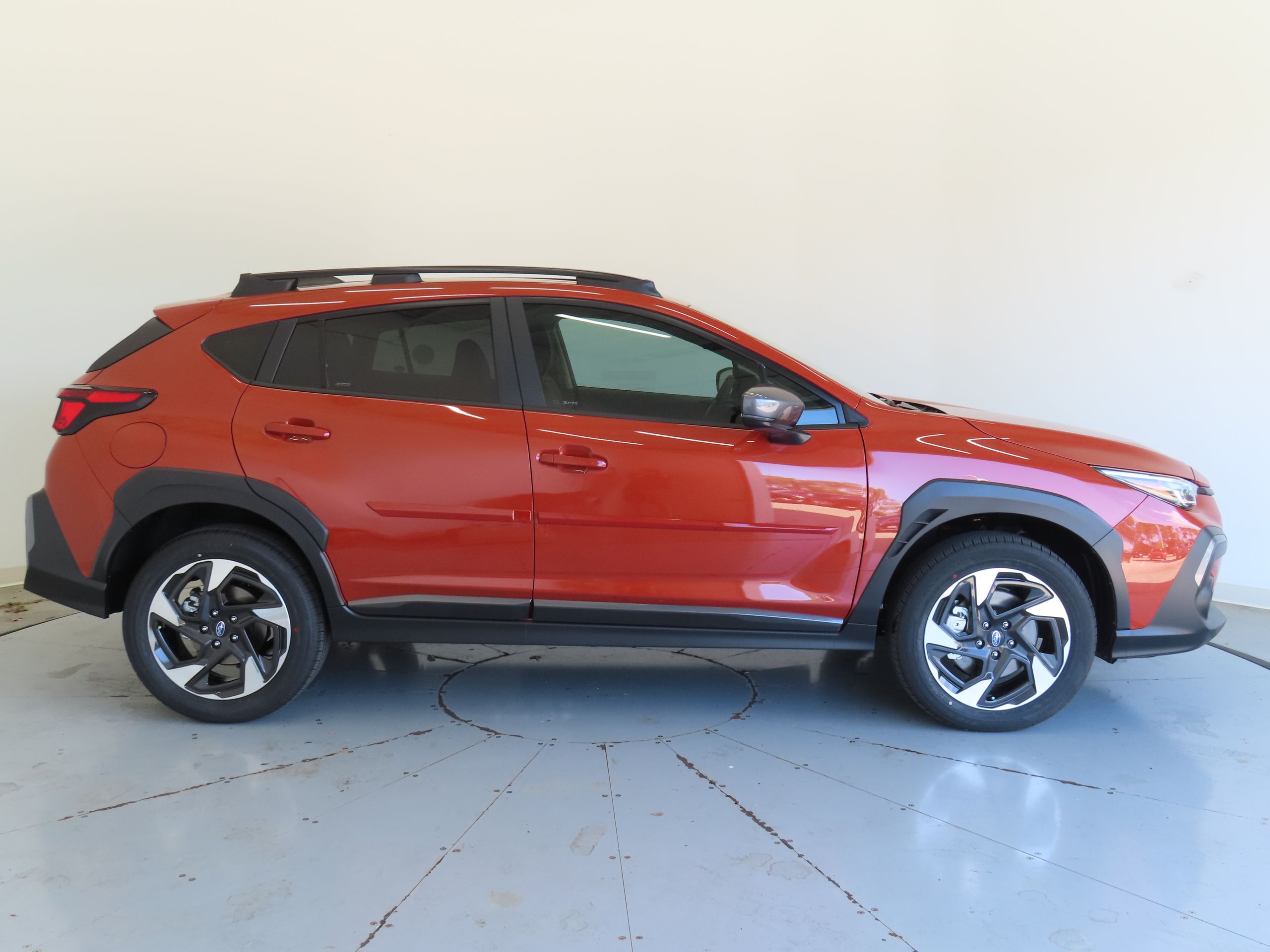 2025 Subaru Crosstrek Limited photo 2