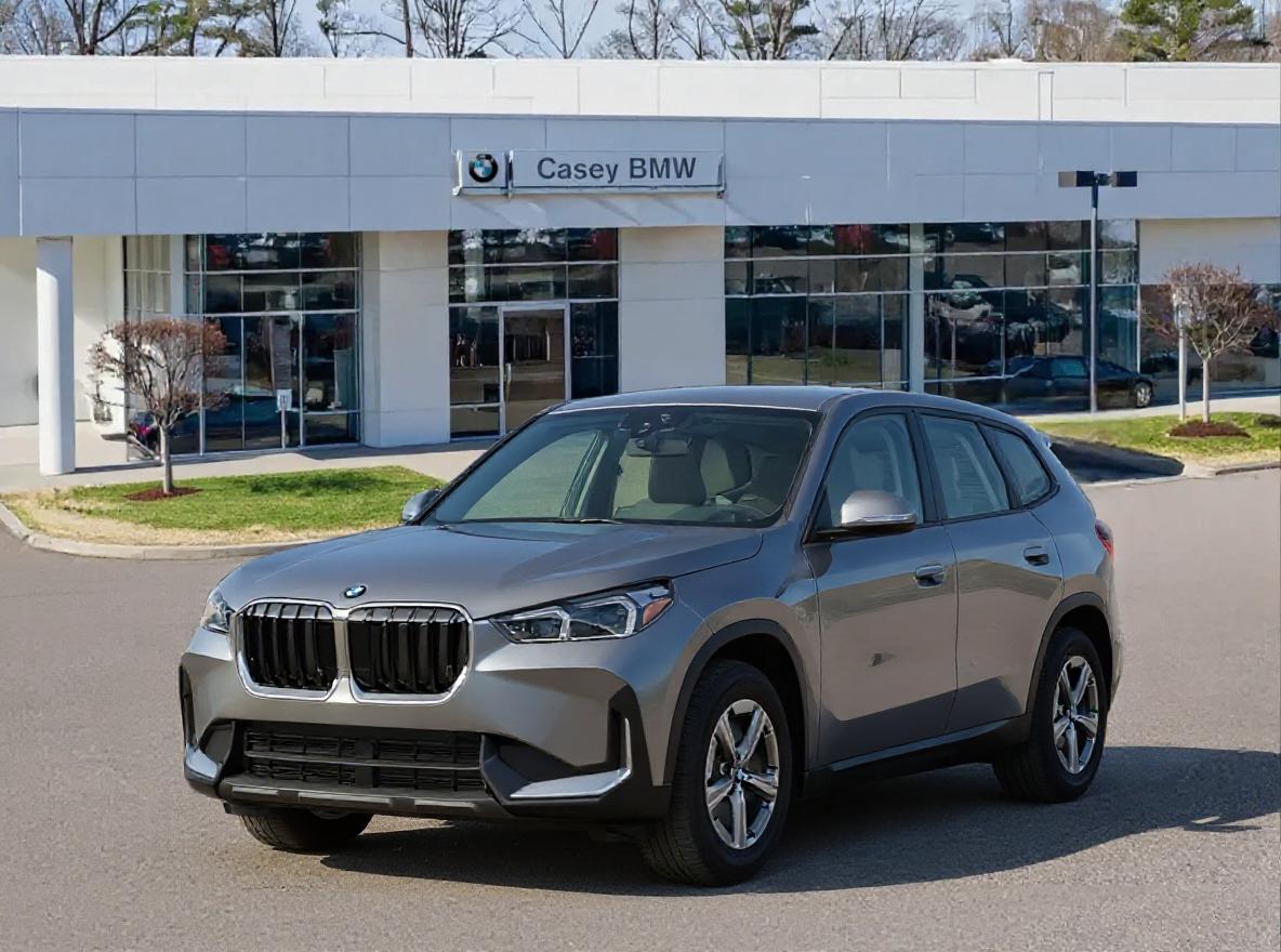 2026 BMW X1 28i's photo