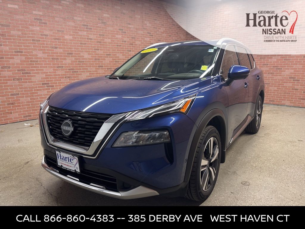 2023 Nissan Rogue Platinum photo 2
