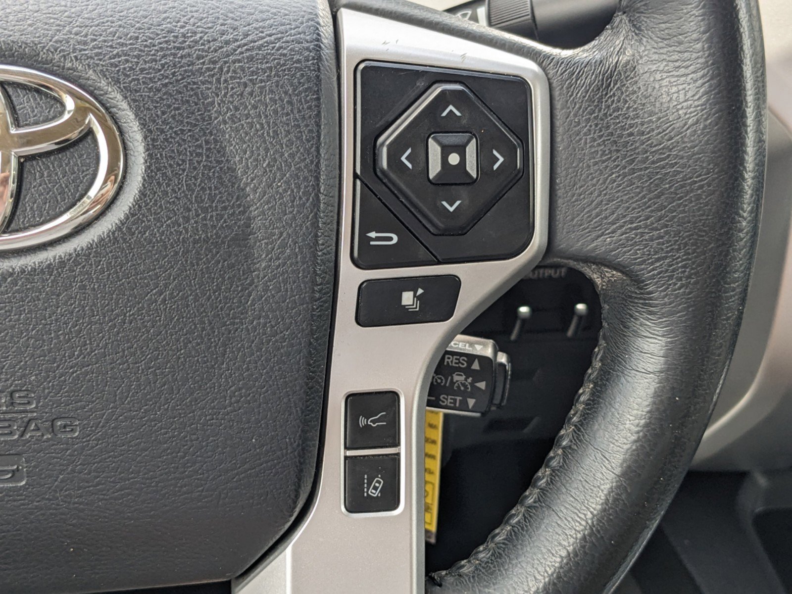 2019 Toyota Tundra Limited photo 21