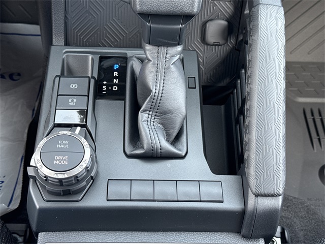 2025 Toyota 4Runner SR5 photo 27