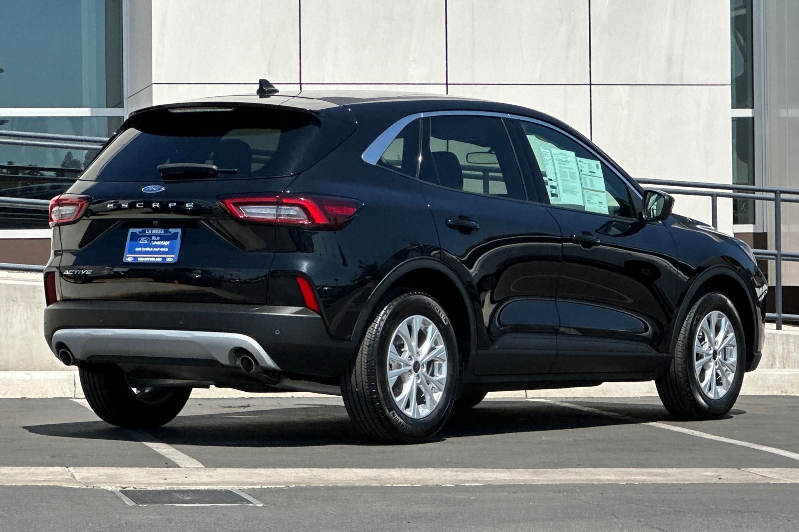 2023 Ford Escape Active photo 3