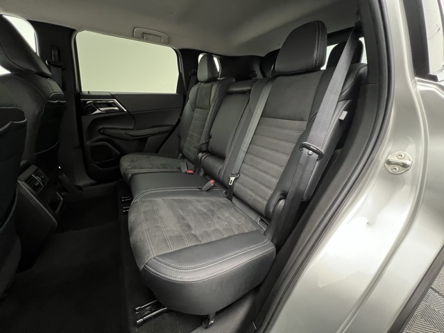 2024 Mitsubishi Outlander SE Ralliart photo 35