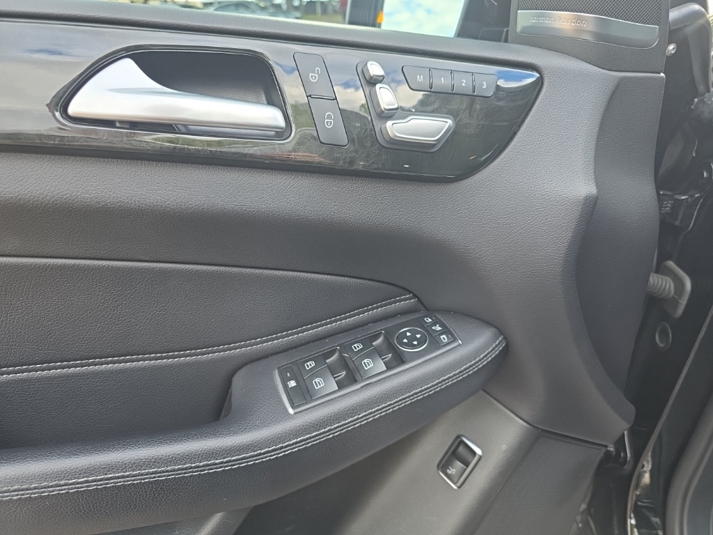 2019 Mercedes Benz GLE 400 4MATIC photo 11