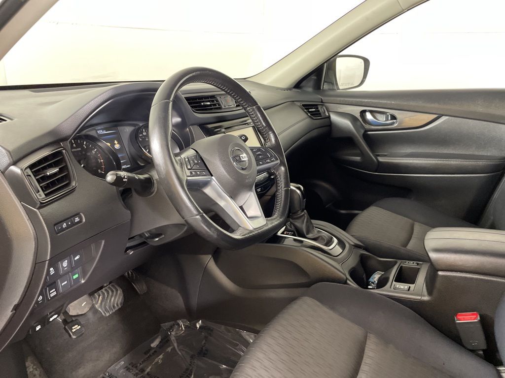 2017 Nissan Rogue SV AWD photo 21