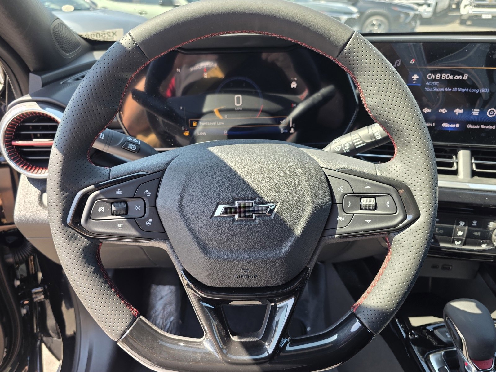 2025 Chevrolet Trax photo 30