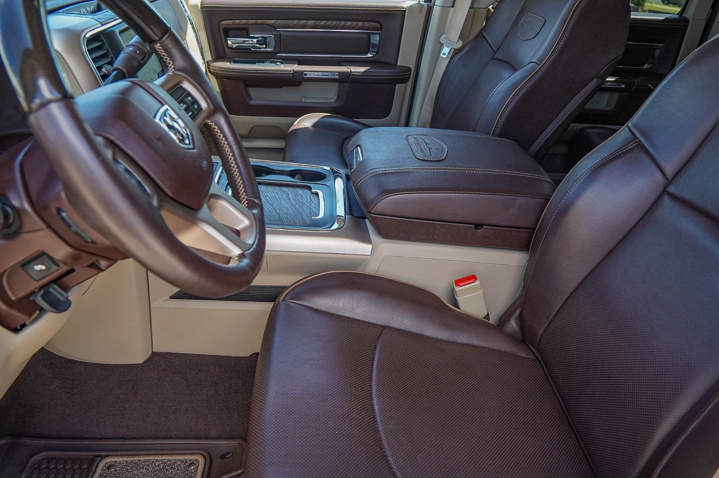 2018 Ram 3500 Laramie Longhorn photo 9