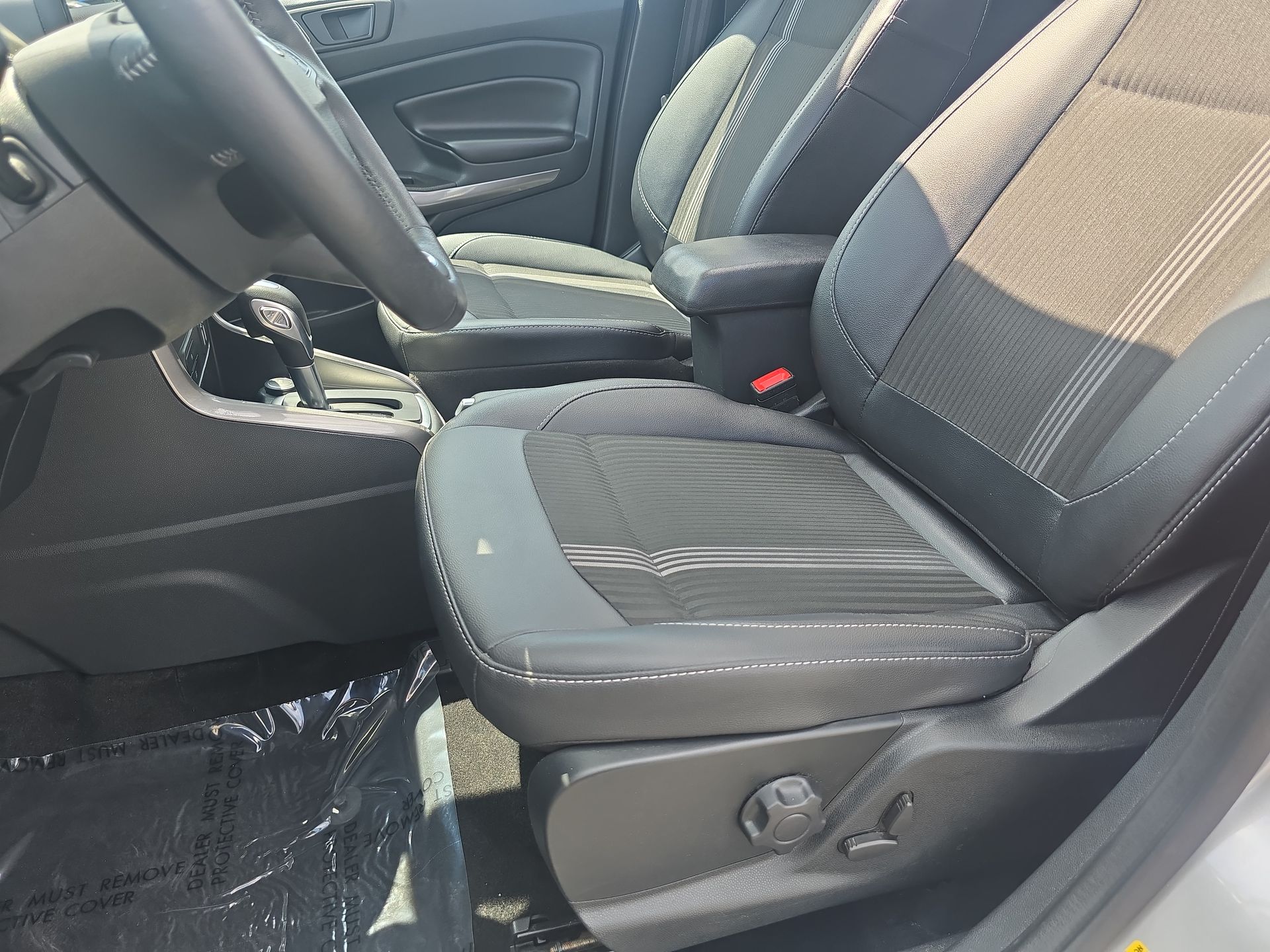 2021 Ford EcoSport SES photo 53