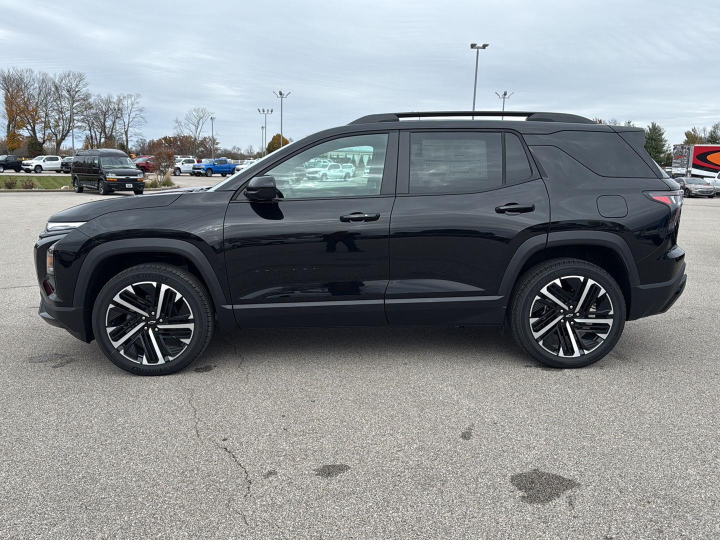 2026 Chevrolet Equinox RS photo 2