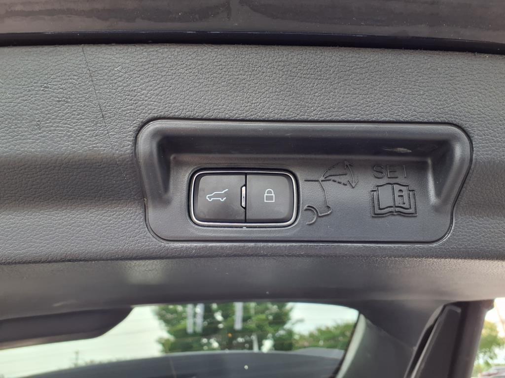 2022 Ford Explorer Limited photo 20