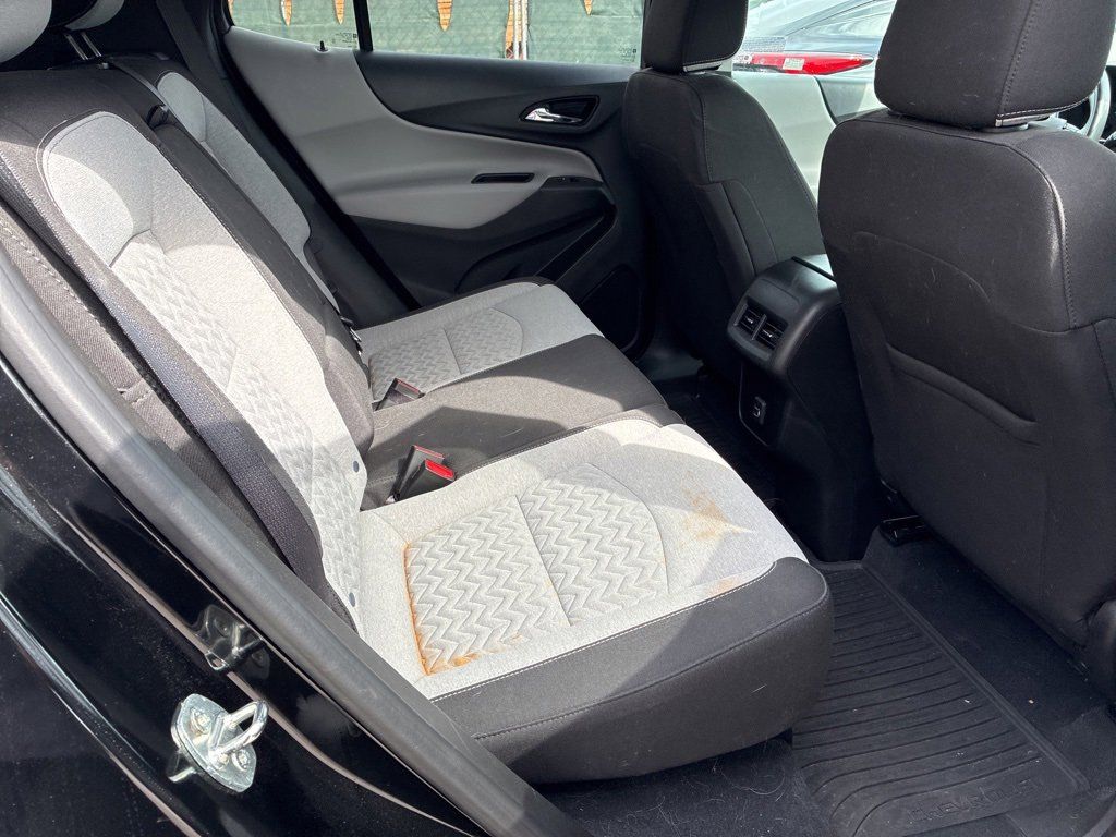 2022 Chevrolet Equinox LS photo 8
